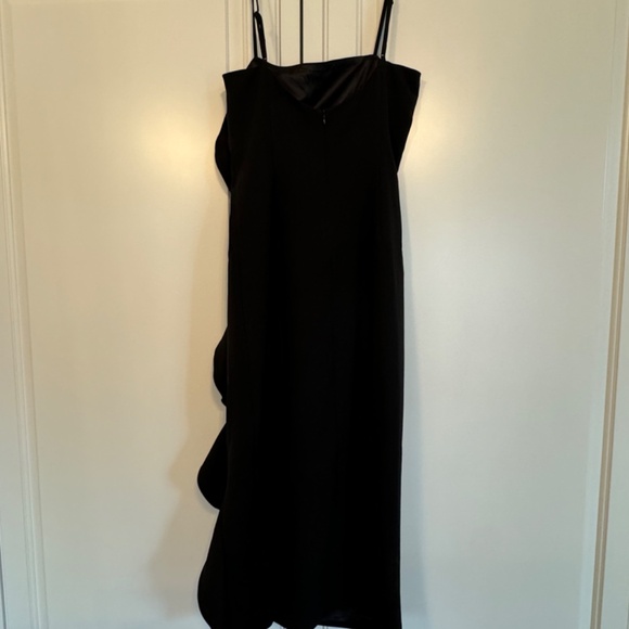 Bardot Black Rona Ruffle Side Slit Midi Dress NWT Size 6,wedding guest dress - Picture 5 of 8